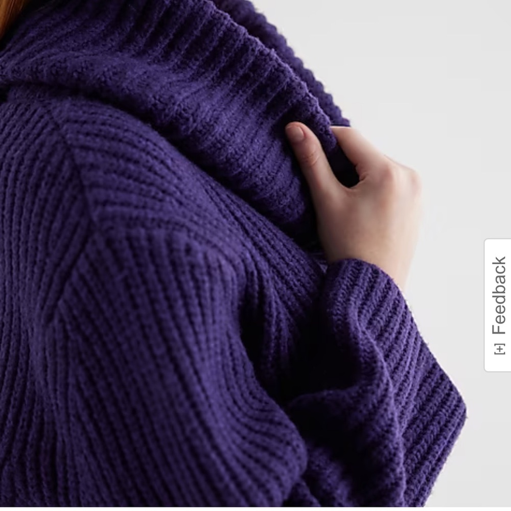 Express Sweater - Picture 2 of 4